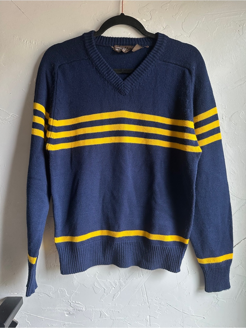 Vintage Brian MacNeil Maize Blue Striped Sweater Collegiate Varsity Preppy Sz M